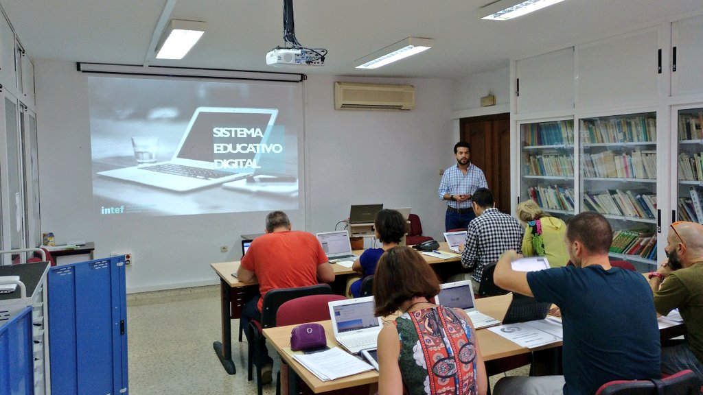 Presentación inicial del curso durante la primera sesión